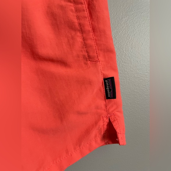 Patagonia Barely Baggies Large - Picture 4 of 5